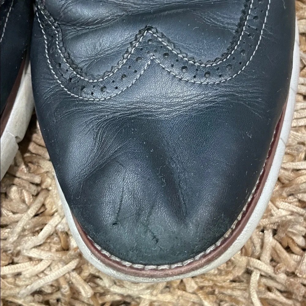Johnston & Murphy Black Leather Oxfords